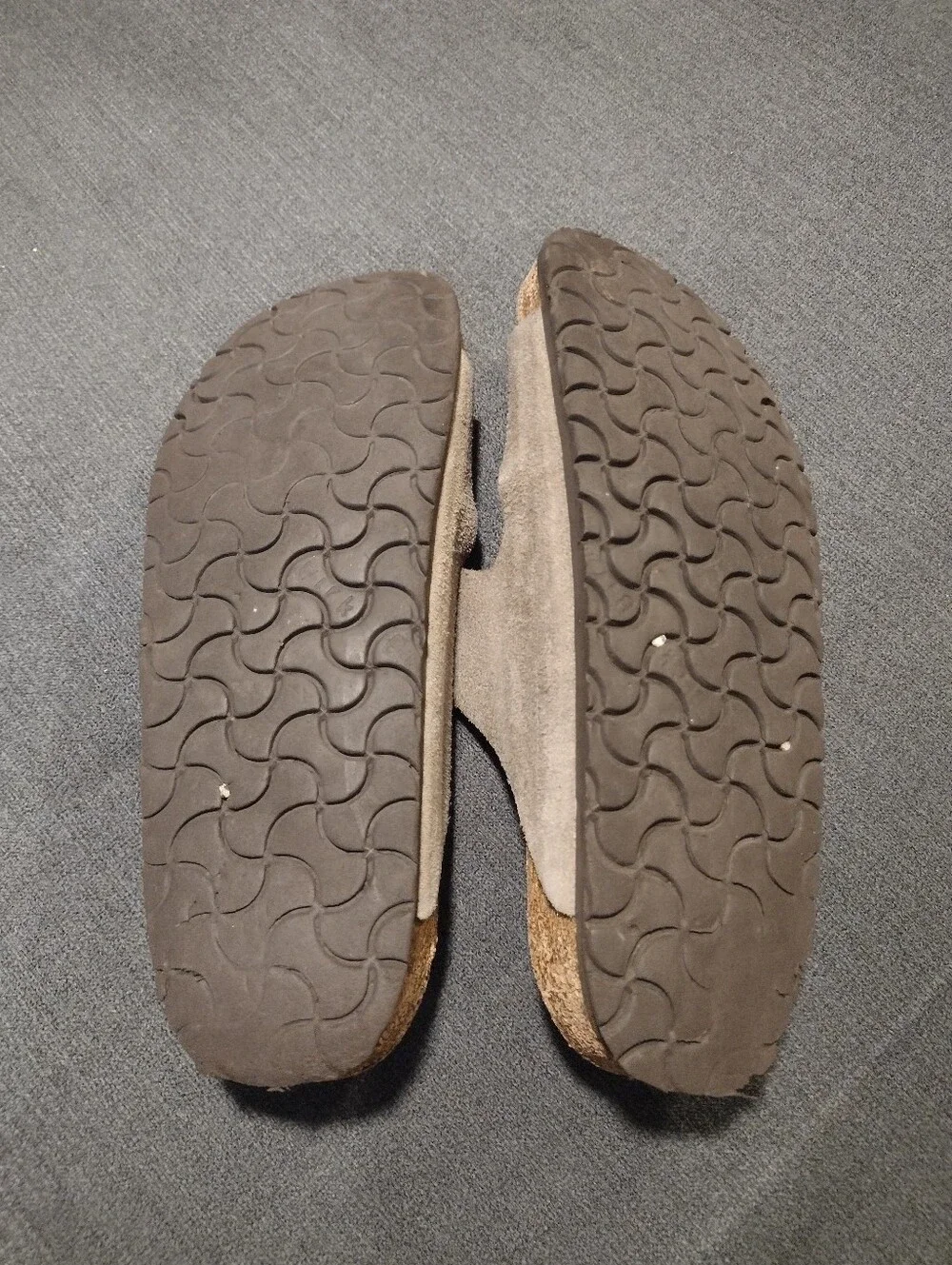 Birkenstock Arizona Suede Sandals – Tan / Taupe – Size 43